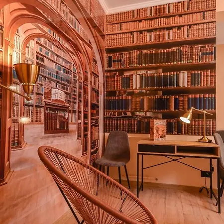 Dream - The Library - 3-bdr, 2-bthr By Flat Mаnager Apartment